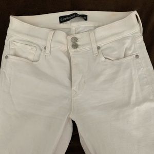Express Jeans - White Express Crop Legging Express Jeans - White Express Crop Legging